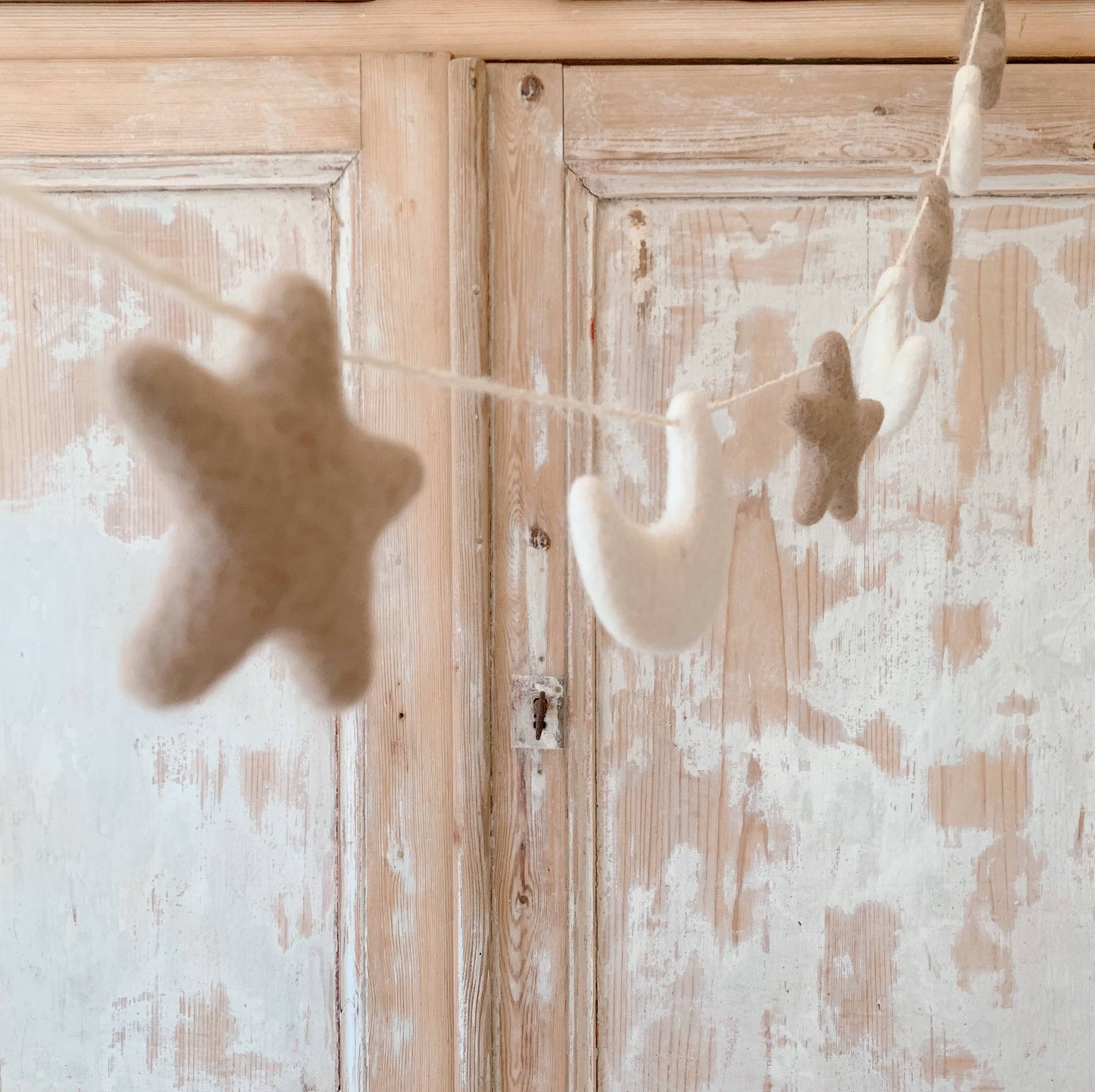 Slinger van vilt wol met Star and Moon