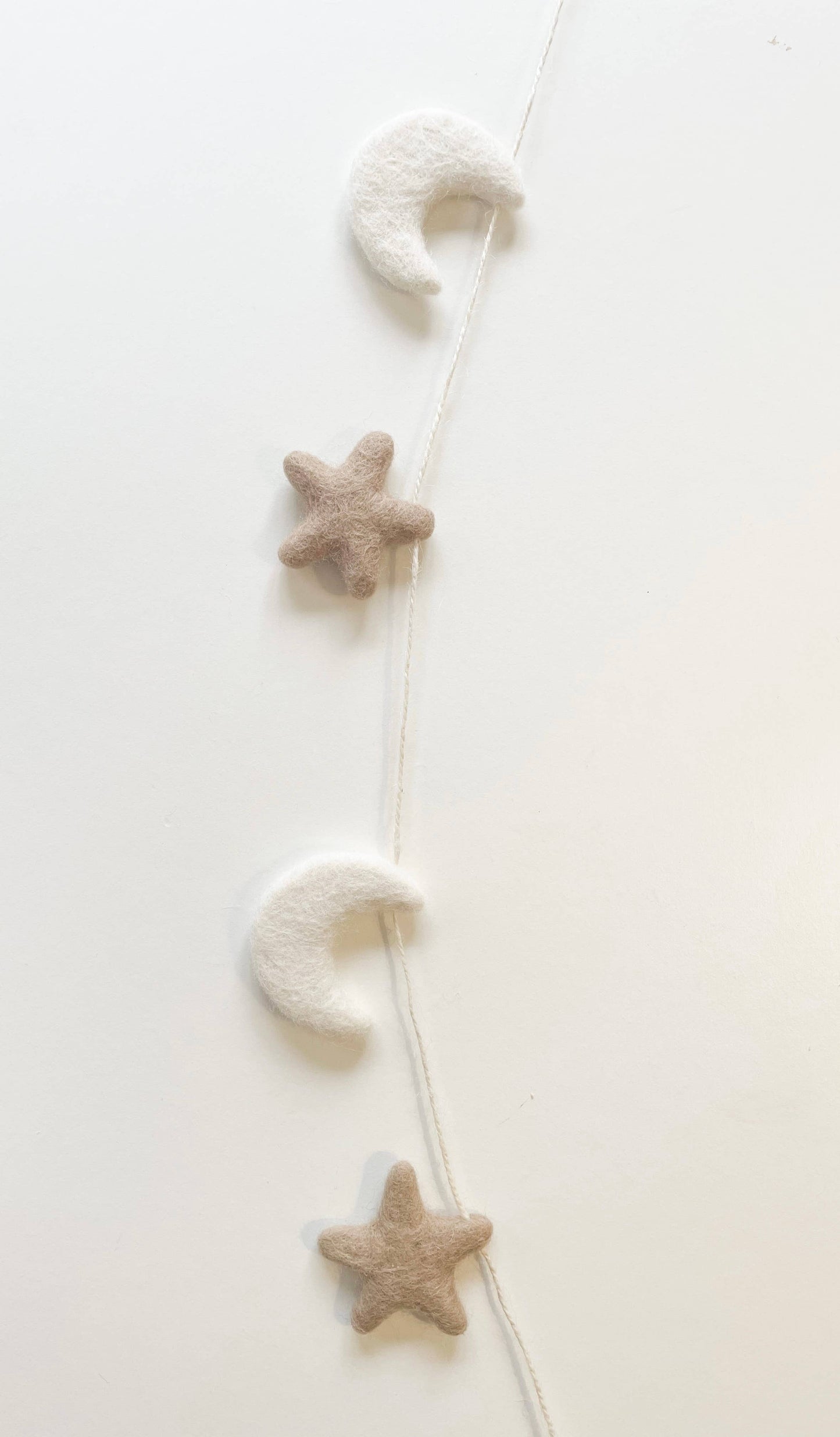 Slinger van vilt wol met Star and Moon